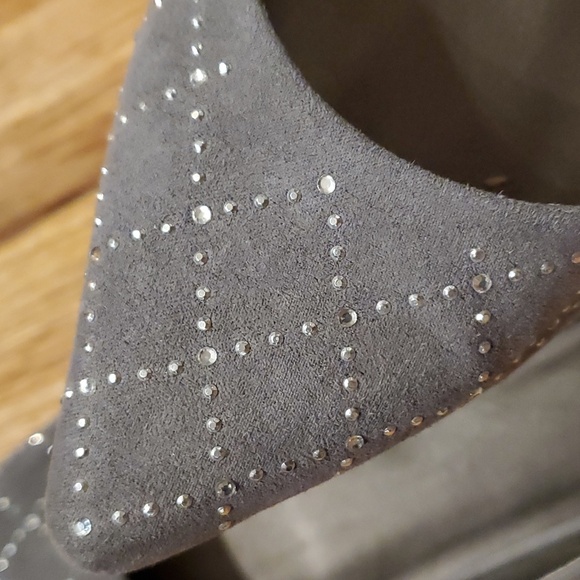 3/$15 sale Grey rhinestone flats - Picture 3 of 7
